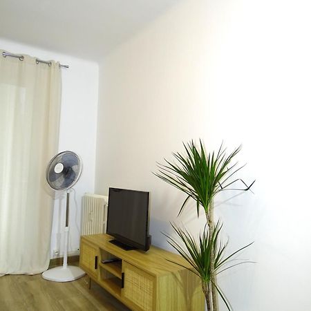 Tilia Jourdan-Studio Cosy Aix Centre-Cours Mirabeau-Parking-Wifi-Smart Tv-Rue Calme آيكس أومبروفينس المظهر الخارجي الصورة